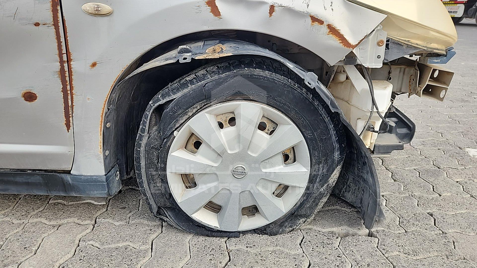 2008 NISSAN TIIDA VIN: JN1CC11C98T019355