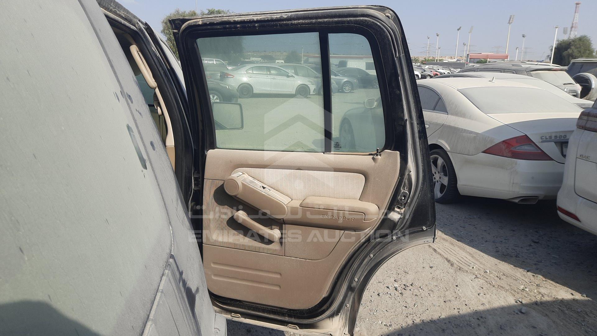 2008 FORD EXPLORER VIN: 1FMEU73EX8UB17305