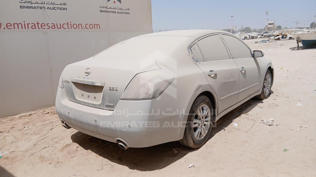 نيسان التيما 2011 — الزاوية الخلفية اليمنى — صورة 8