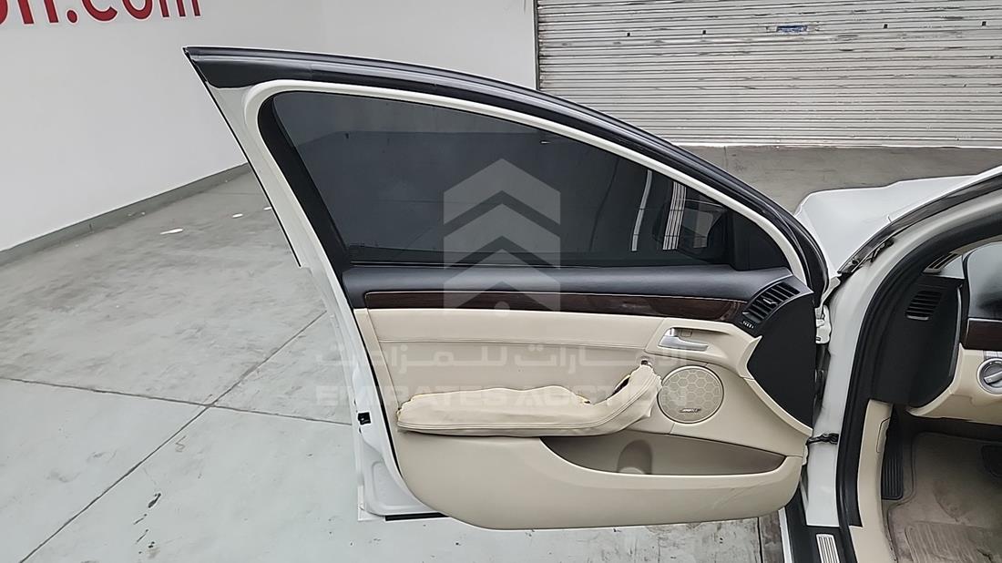 2013 Chevrolet Caprice — Front Left Door — Photo 22