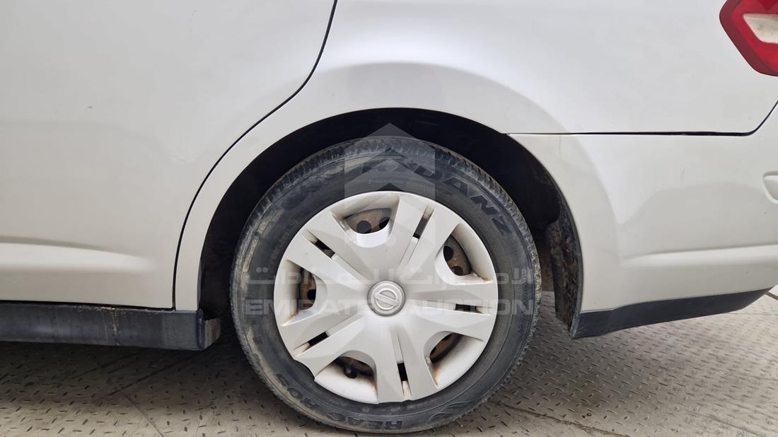 2009 Nissan — Rear Left Tyre — Photo 37