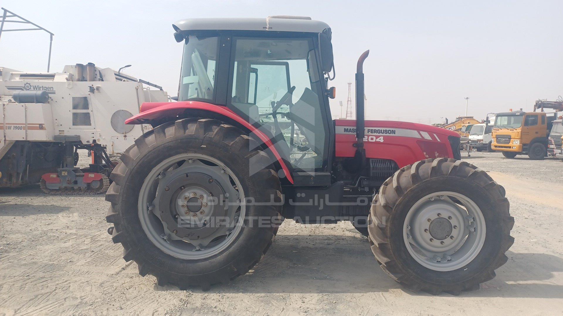 2019 MASSEY FERGUSON --- VIN: AGCM1204AC5033002