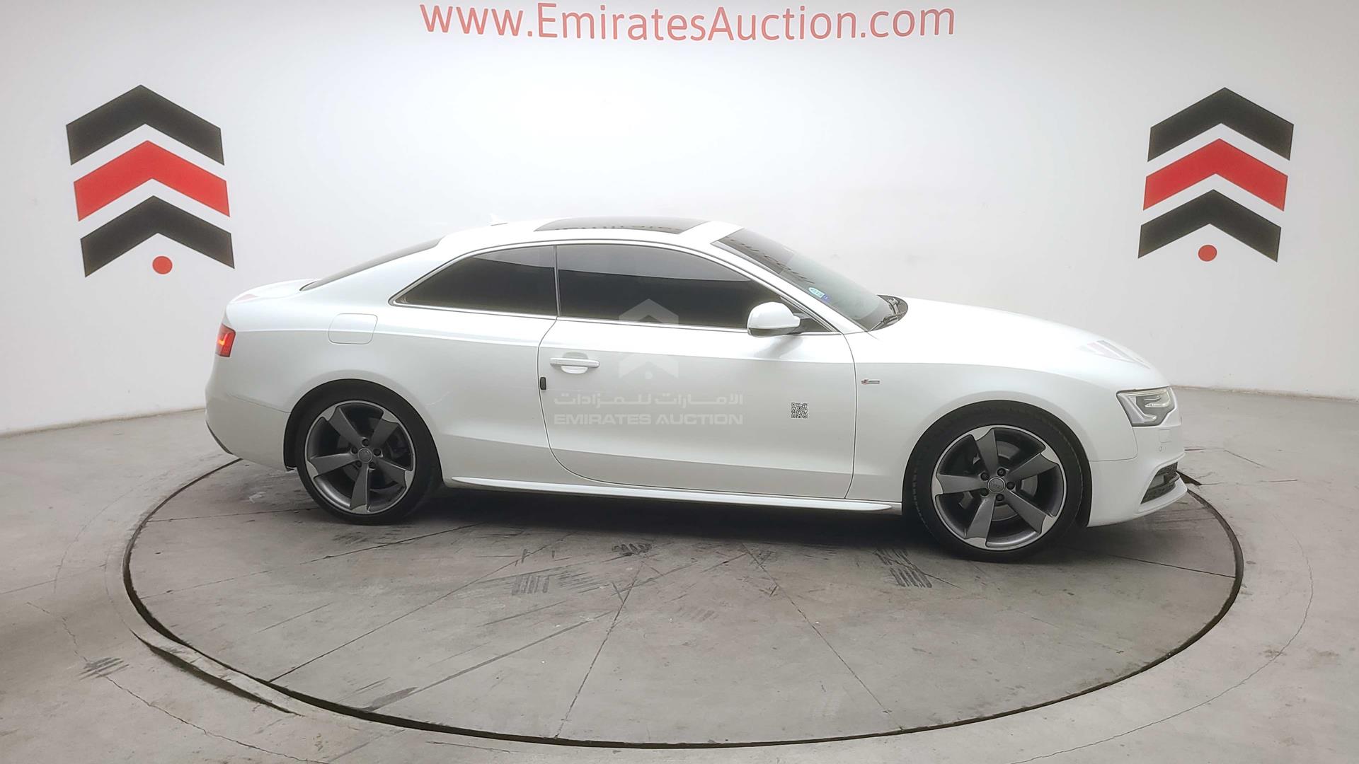 2013 AUDI A5 VIN: WAUCGB8T6DA000357