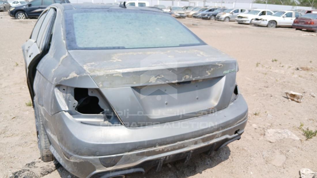 2008 Mercedes C200 — Rear View — Photo 7