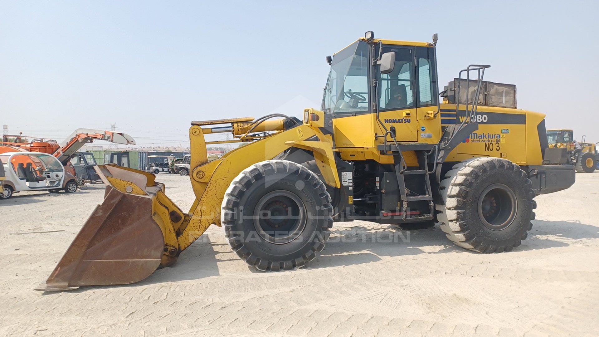 2014 KOMATSU WA380-6 VIN: WA09566021