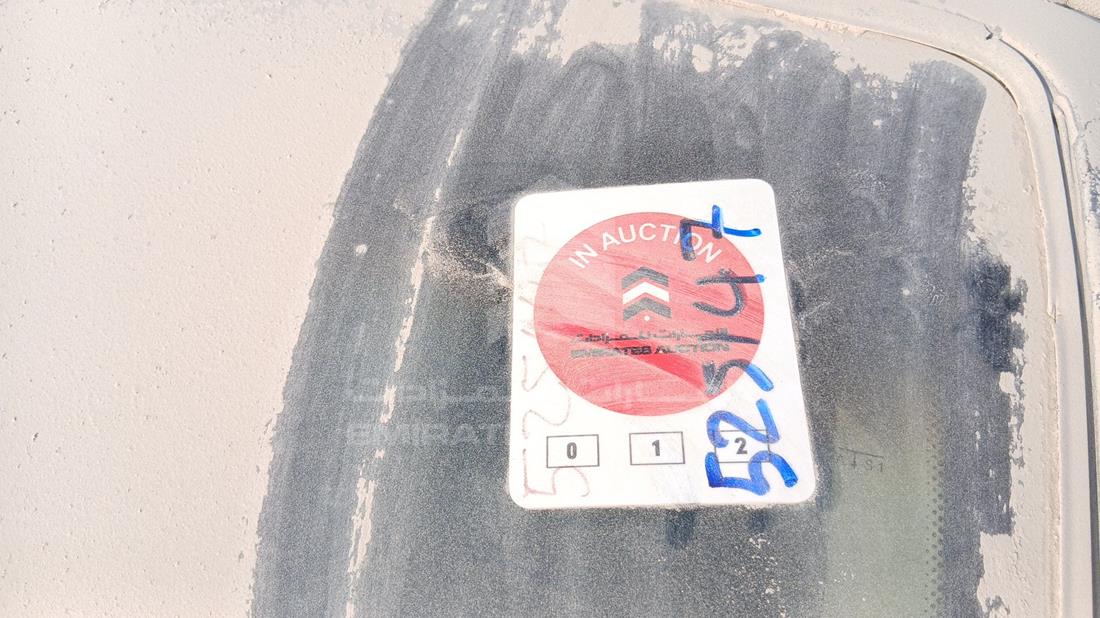 بي ام دبليو 330 سى اى 2005 — عام — صورة 24
