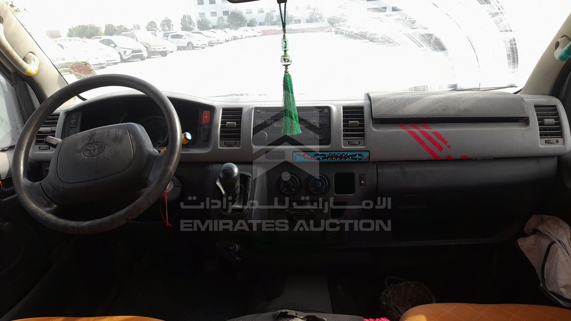2006 TOYOTA HIACE VIN: JTGJX02P065004638