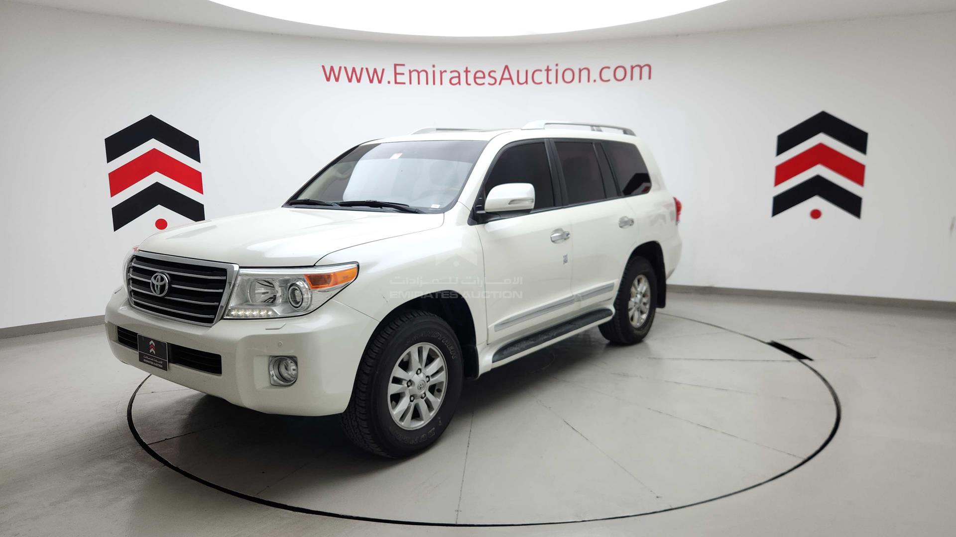 2014 TOYOTA LAND CRUISER VIN: JTMHX09J8E5047409