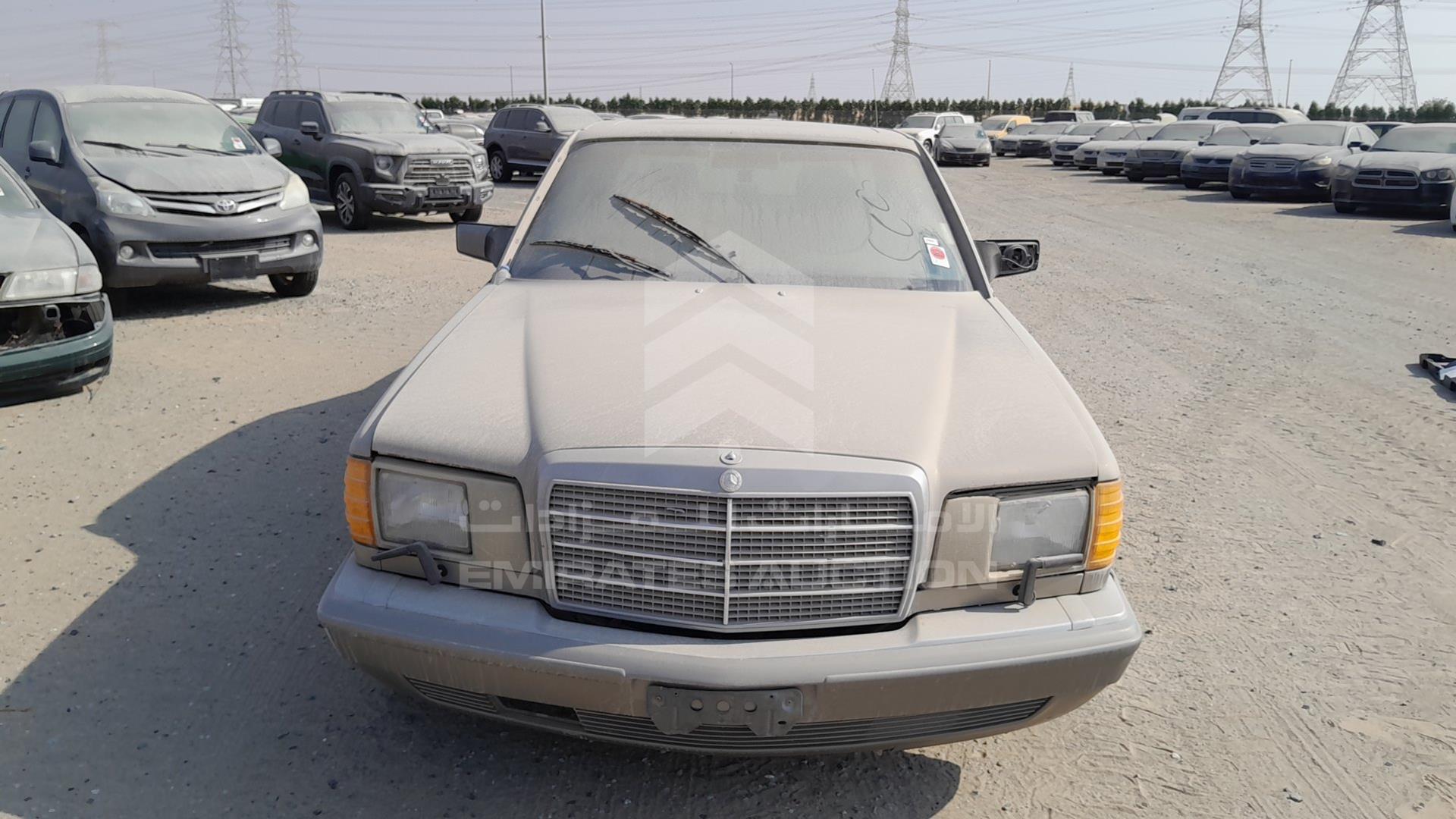 1989 MERCEDES SE 300 VIN: WDBCA24D2KA489158