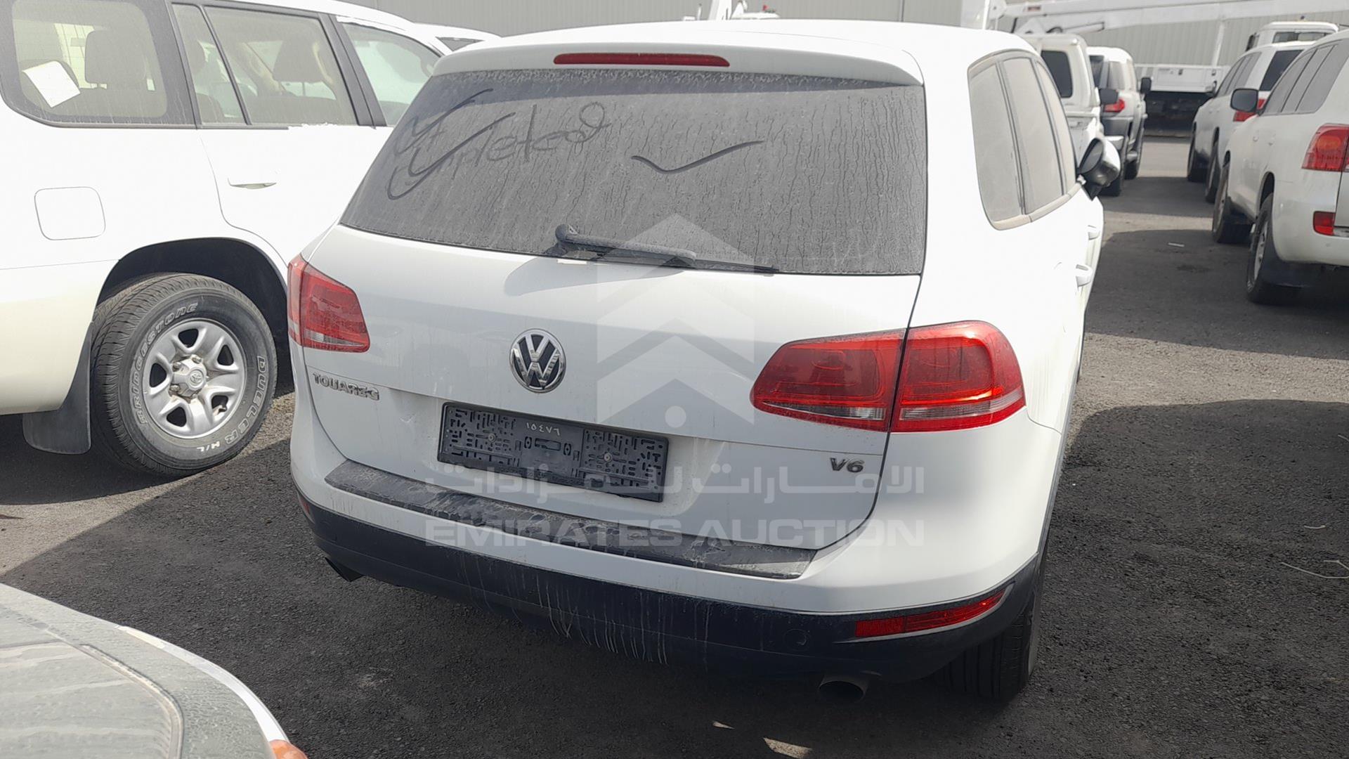 2013 VOLKSWAGEN TOUAREG VIN: WVGBC2BP5DD000334