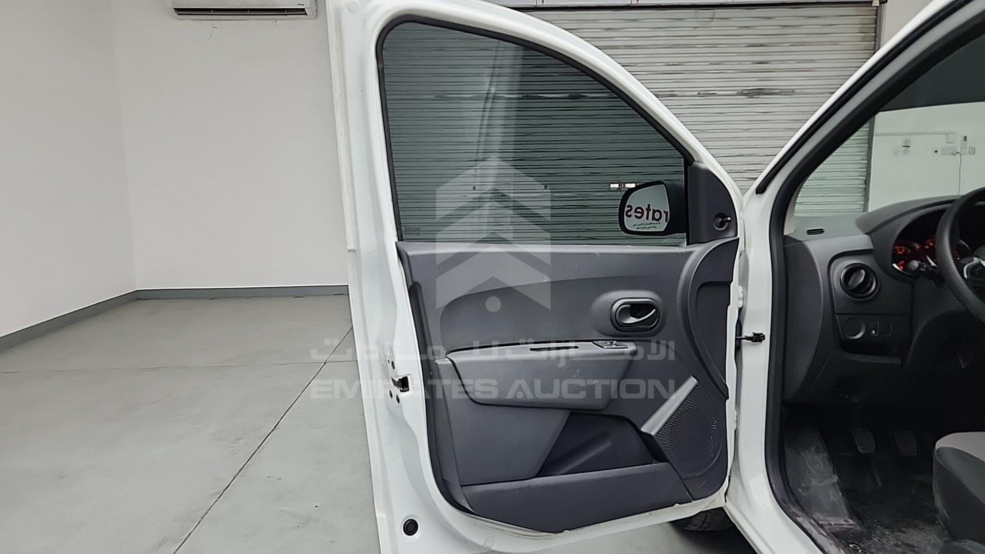 2022 RENAULT DOKKER VIN: VF18SRB47NG028540