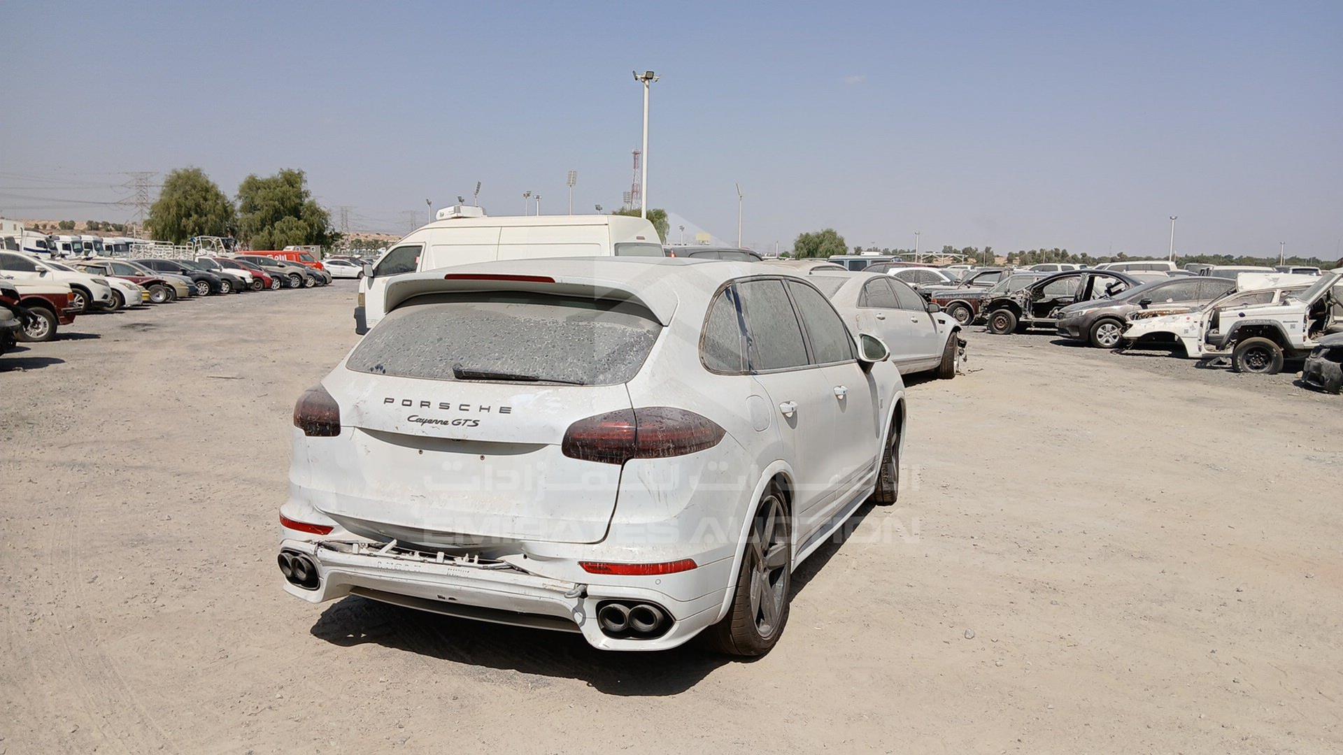 2016 PORSCHE CAYENNE VIN: WP1ZZZ92ZGLA78848