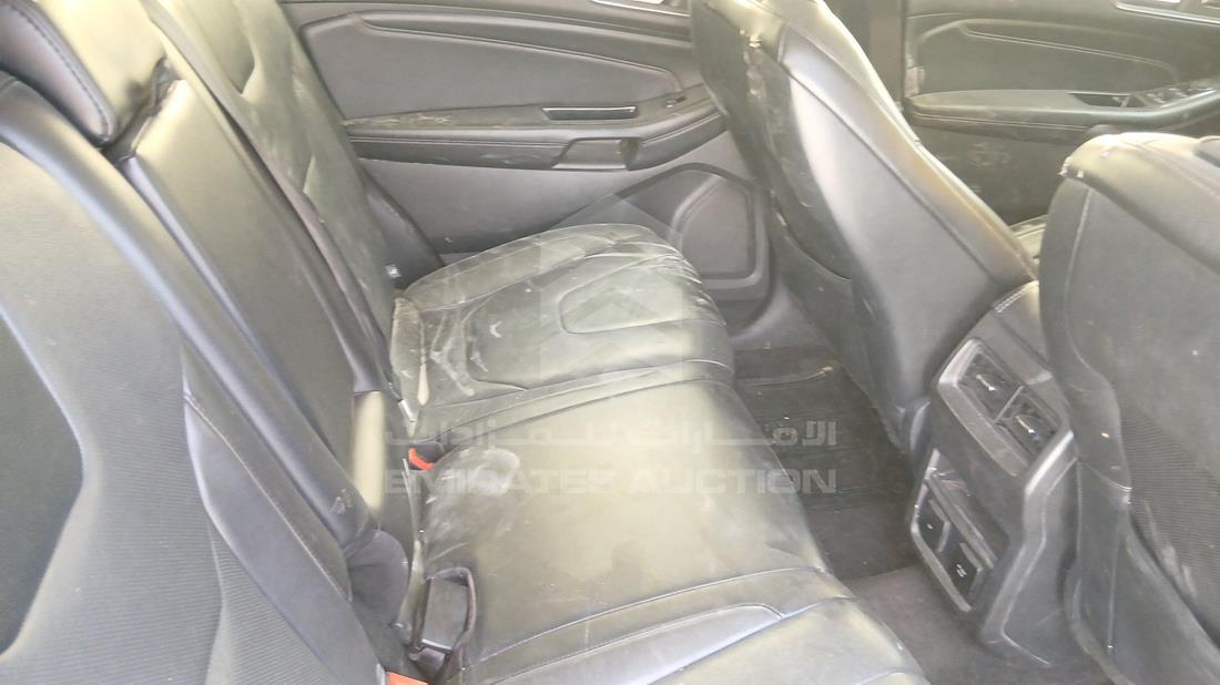 فورد ايدج 2016 — زاوية الراكب الخلفي اليمنى — صورة 21