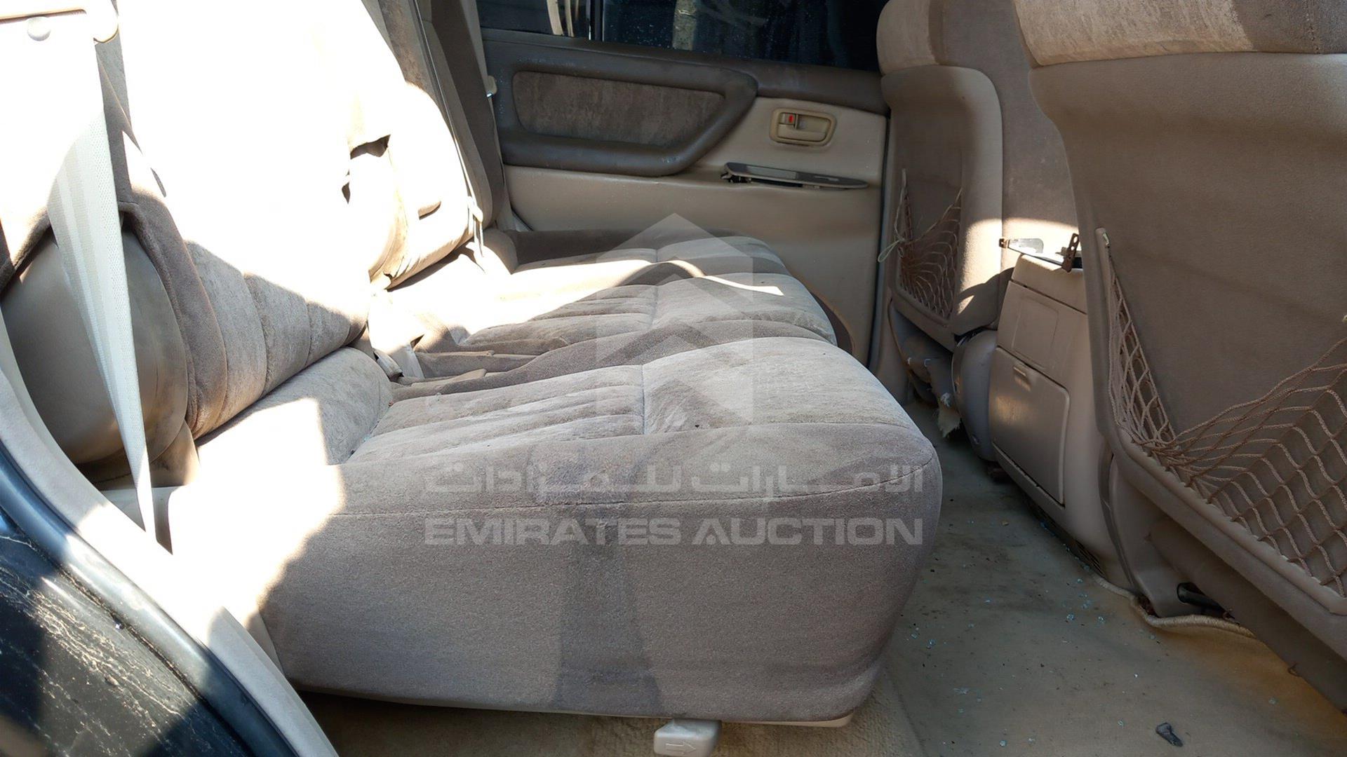 2000 TOYOTA LAND CRUISER VIN: JT3HT05J1Y0104265