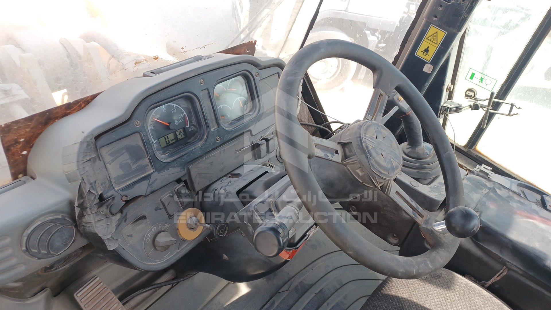 2011 CATERPILLAR 966H VIN: CAT0966HTA6J01363