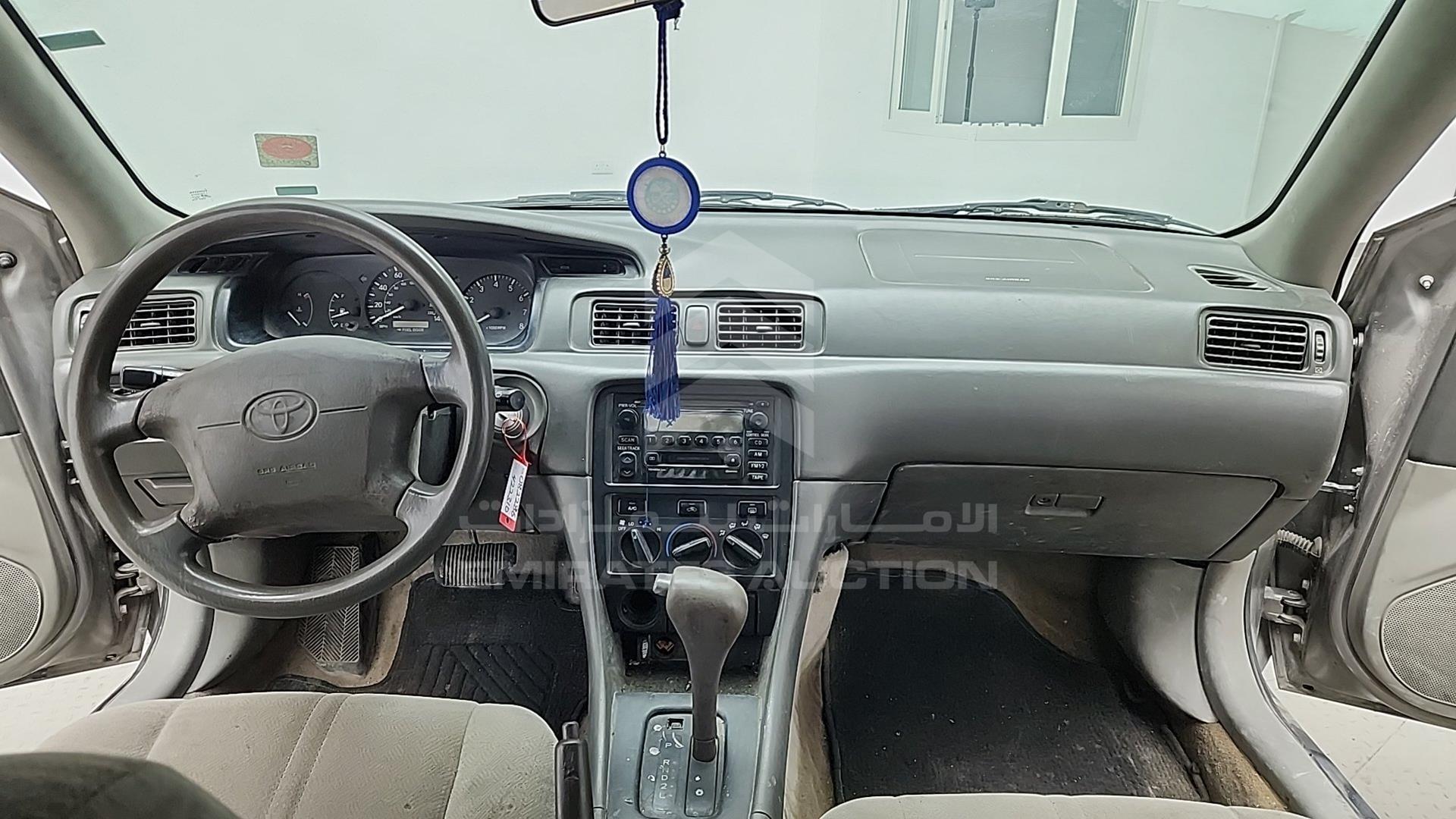 2001 TOYOTA CAMRY VIN: 4T1BG22K61U082286