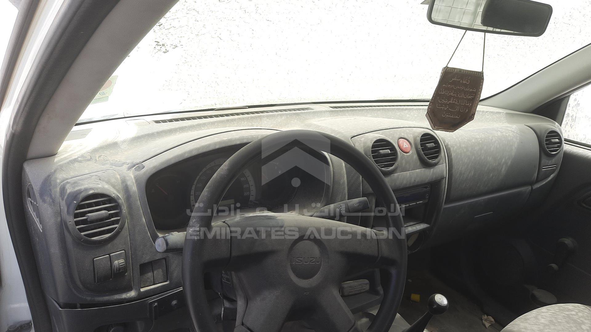 2012 ISUZU D-MAX VIN: MPAEL34C6CH501099