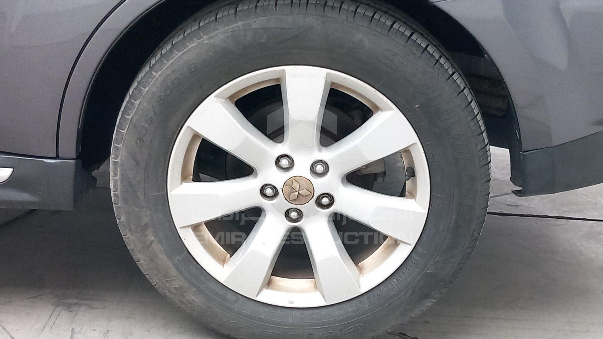 2010 MITSUBISHI OUTLANDER VIN: JMYXLCW6WAZ701229