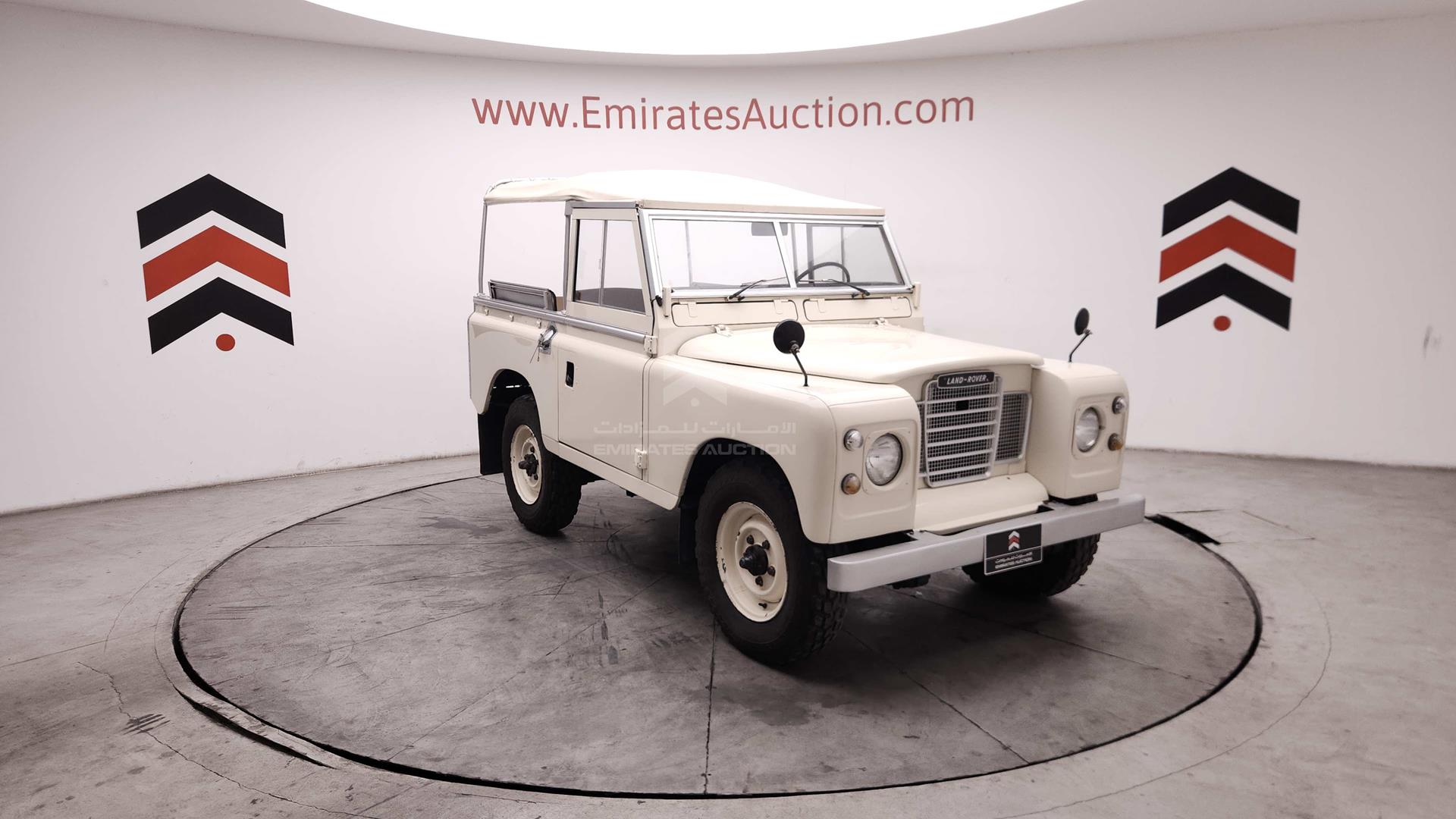 1982 LAND ROVER --- VIN: SALLBABH2AA128907