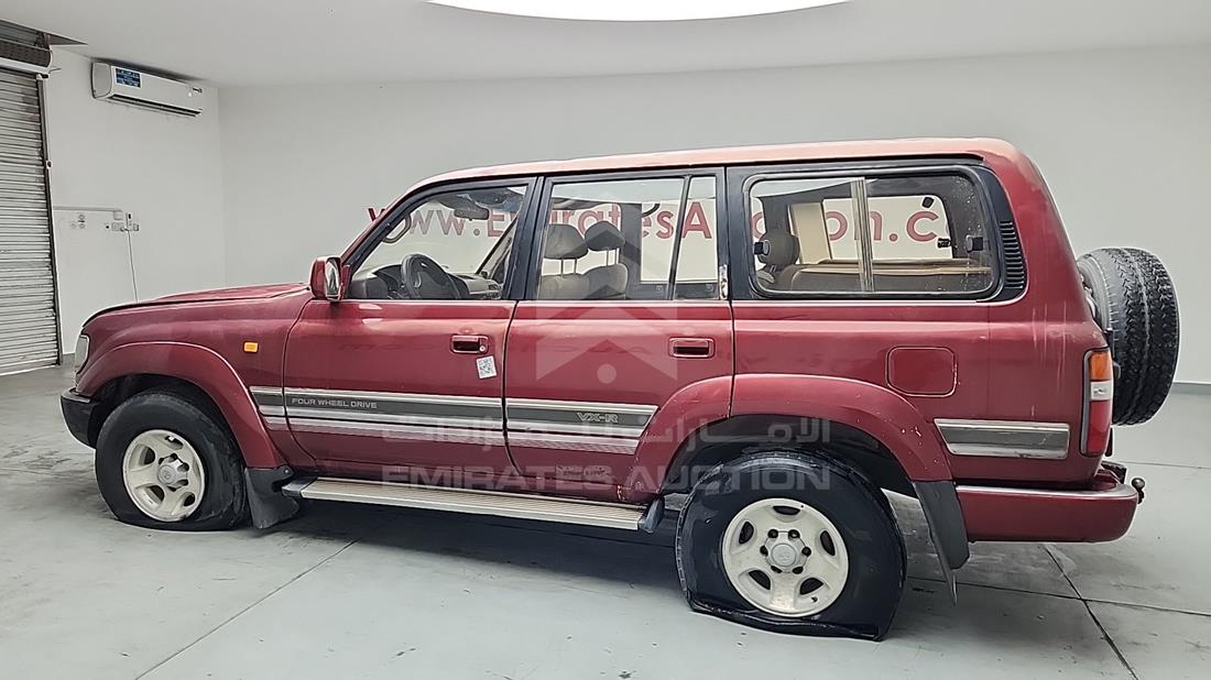 Toyota Land Cruiser — Rear Left Angle — Photo 9