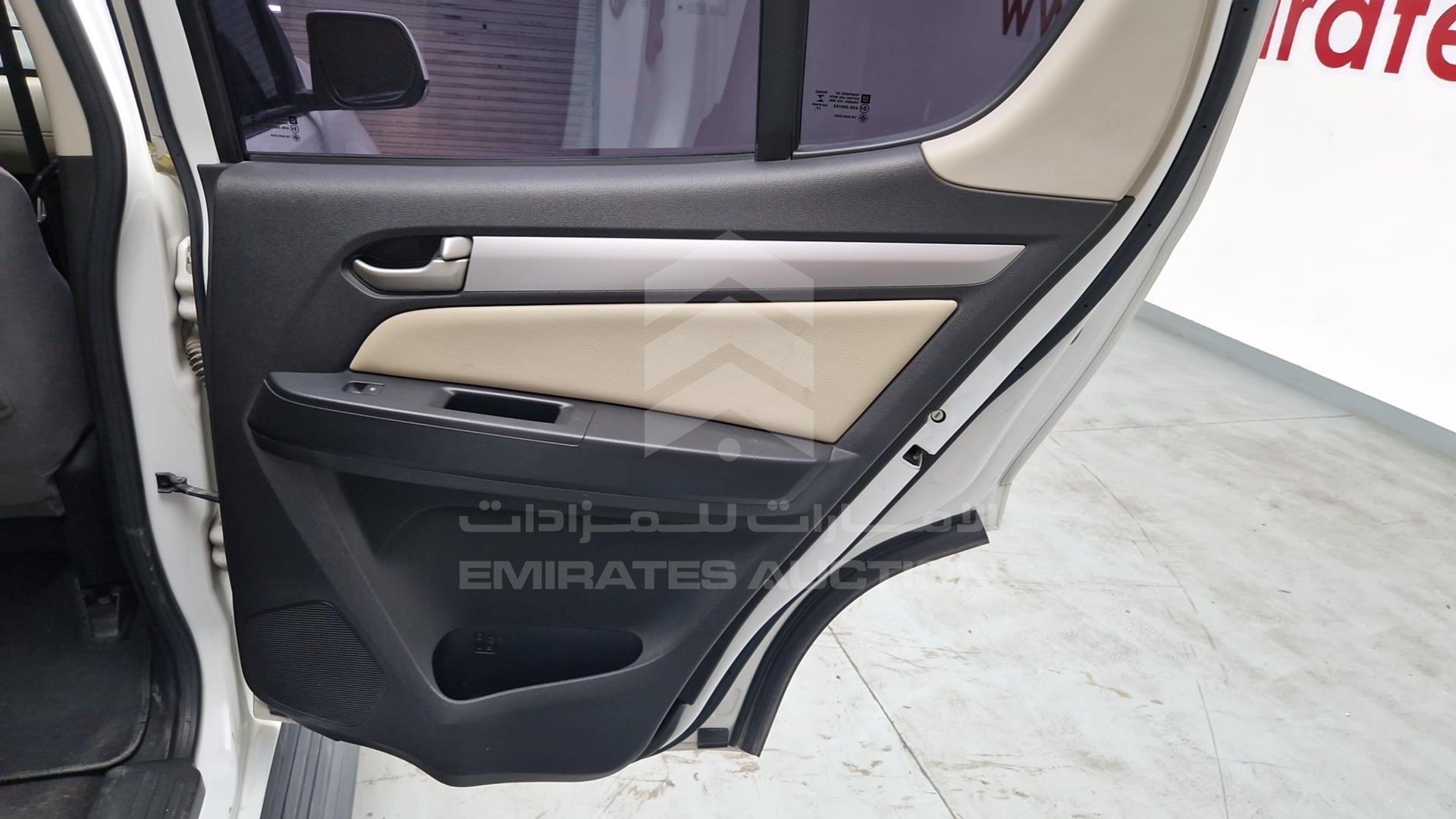 2019 CHEVROLET TRAILBLAZER VIN: MMM156FB0KH628874