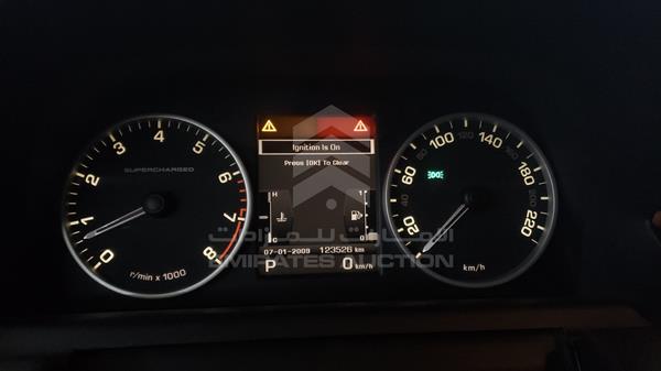 Range Rover Sport 2010 SALLSAAE4AA258612 Image 6