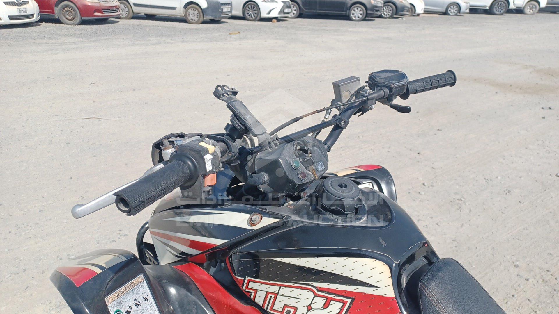 0 HONDA TRX VIN: JH2TE32086K008199
