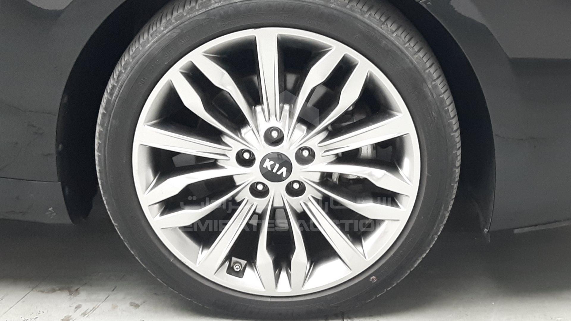 2020 KIA K7 VIN: KNALD416BLA199136