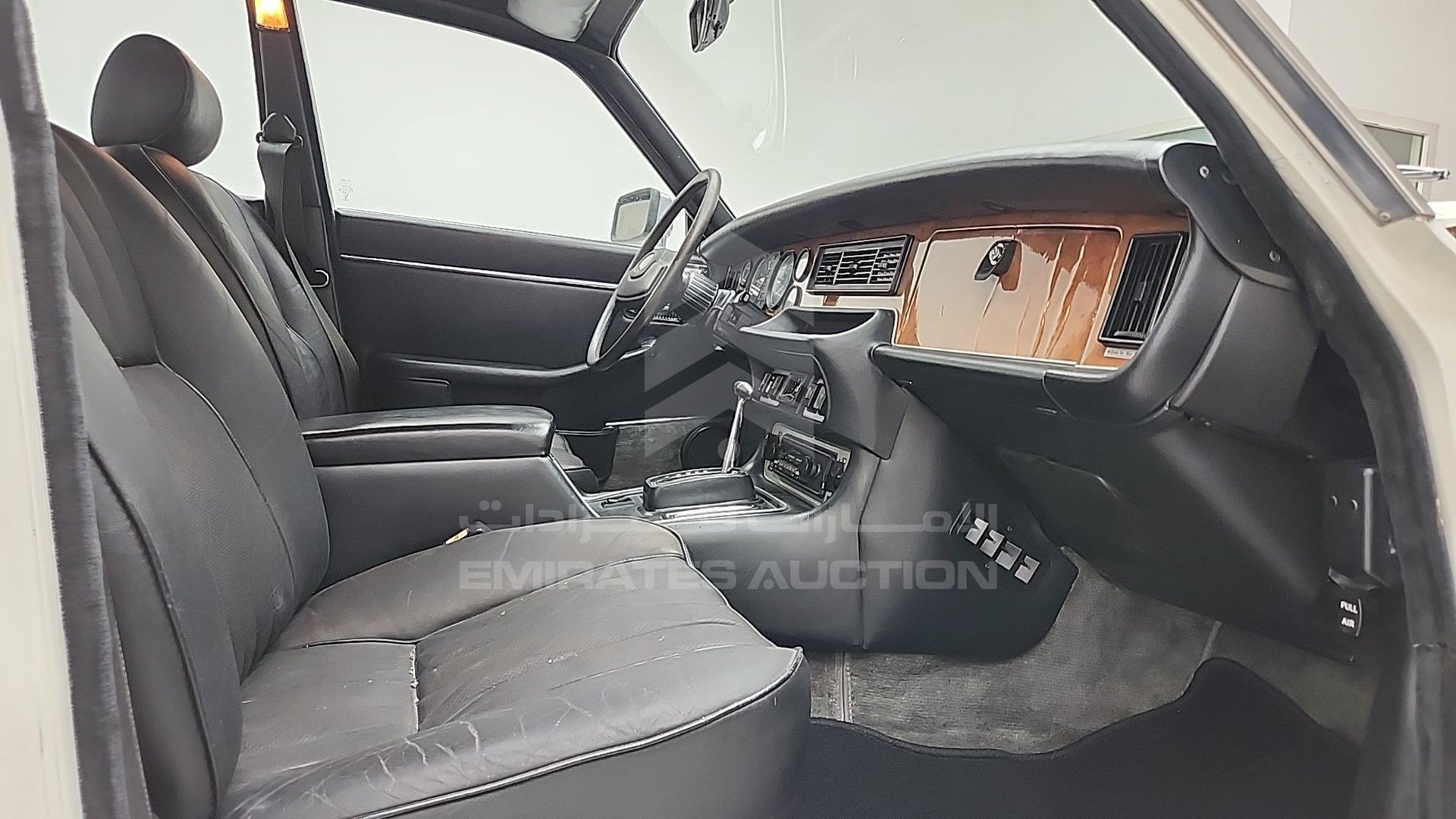 1979 JAGUAR XJ 6 VIN: JBALW4CC306220