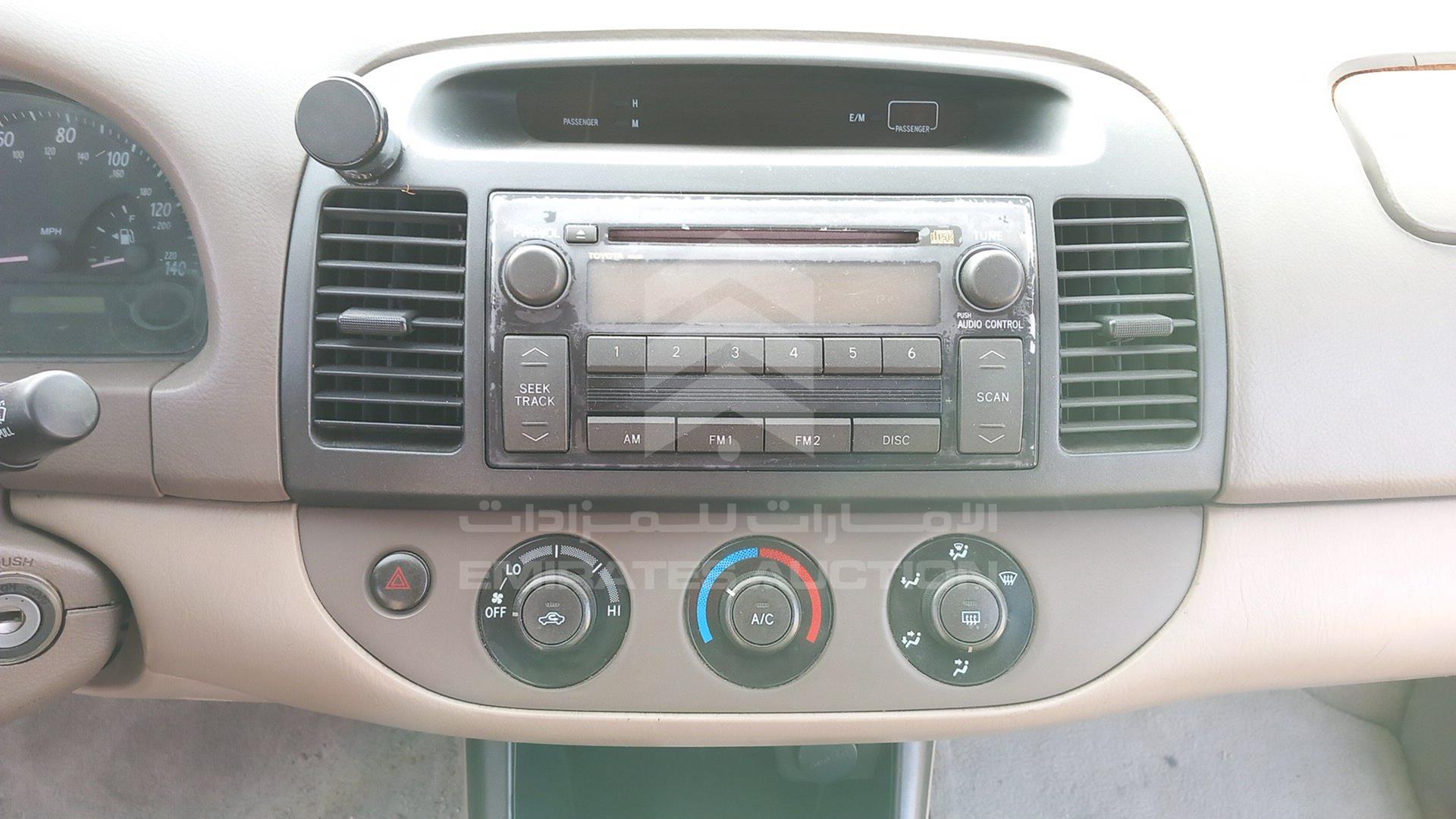 2004 TOYOTA CAMRY VIN: 4T1BE32K64U372799