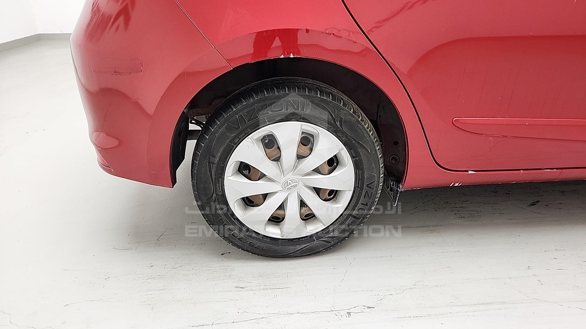 2015 TOYOTA YARIS VIN: MR2KW9F39F1072095