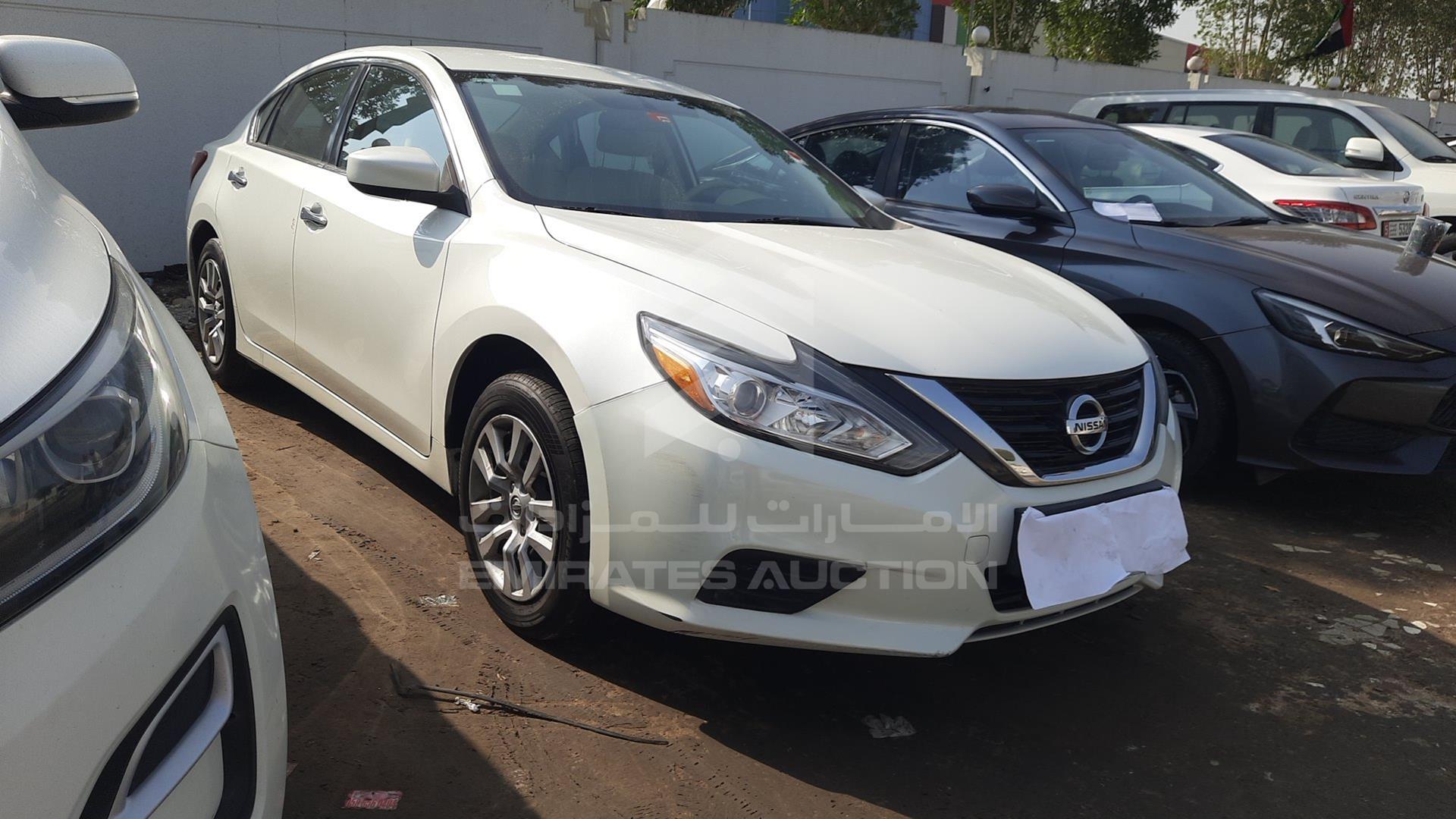 2018 NISSAN ALTIMA VIN: 1N4AL3A9XJC276332