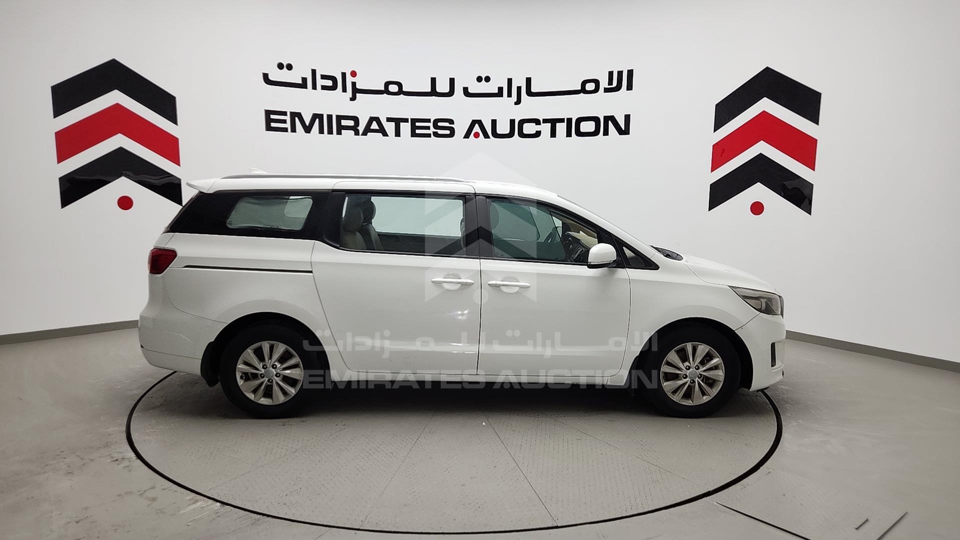 2018 KIA CARNIVAL VIN: KNAMB8120J6412148