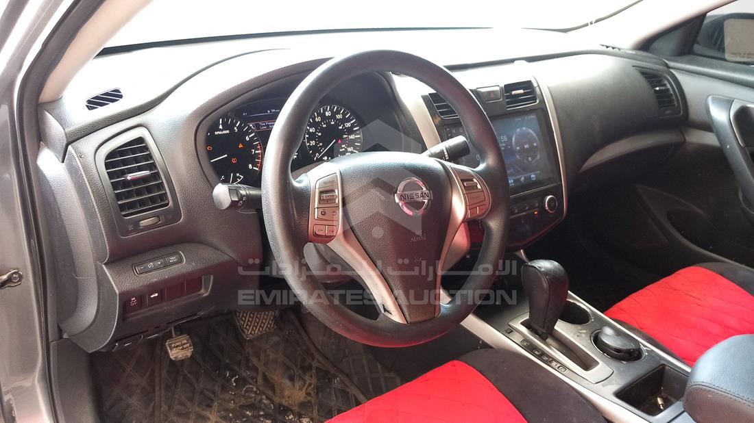 2015 Nissan Altima — Front Left Driver Dashboard View — Photo 12