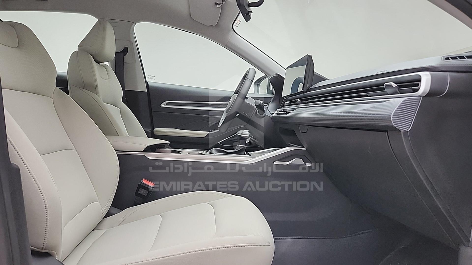 2024 GEELY EMGRAND VIN: LB3F31S25RG016064