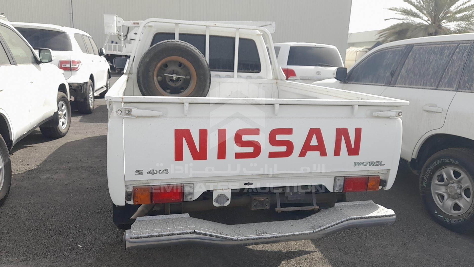 2014 NISSAN PATROL PICK UP VIN: JN6DY1AY2EX603659
