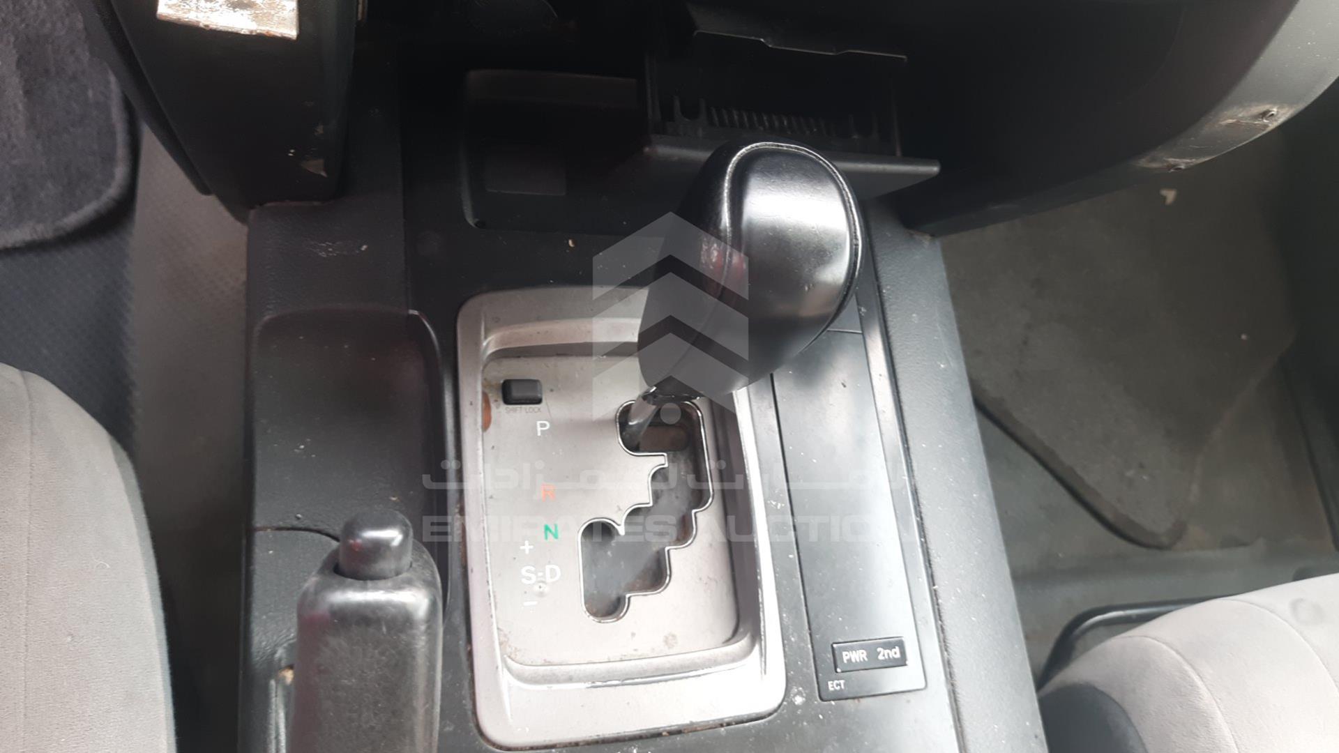 2011 TOYOTA LAND CRUISER VIN: JTMDU09J8B4043403