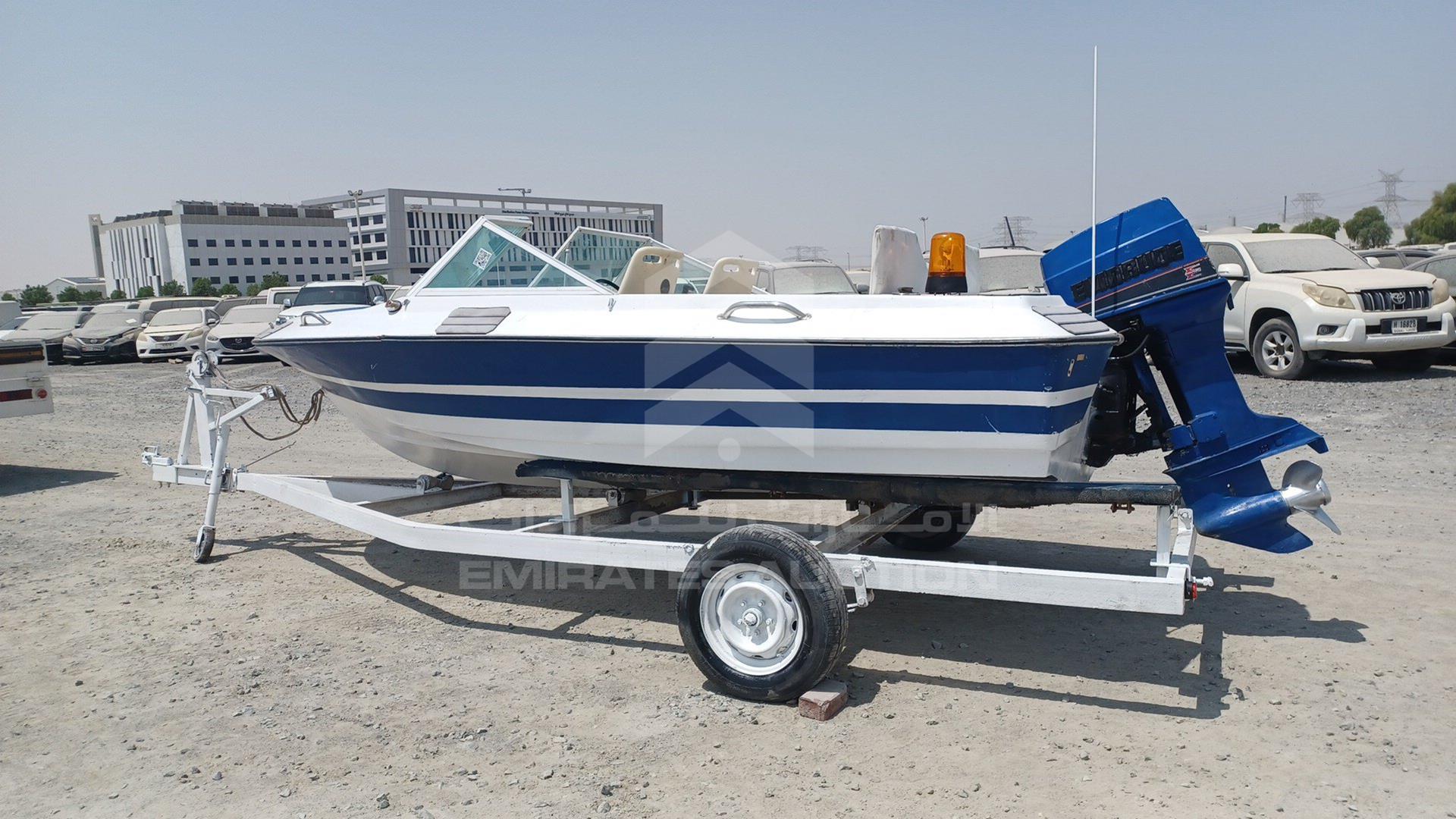 0 BOAT + TROLLEY --- VIN: G03274380