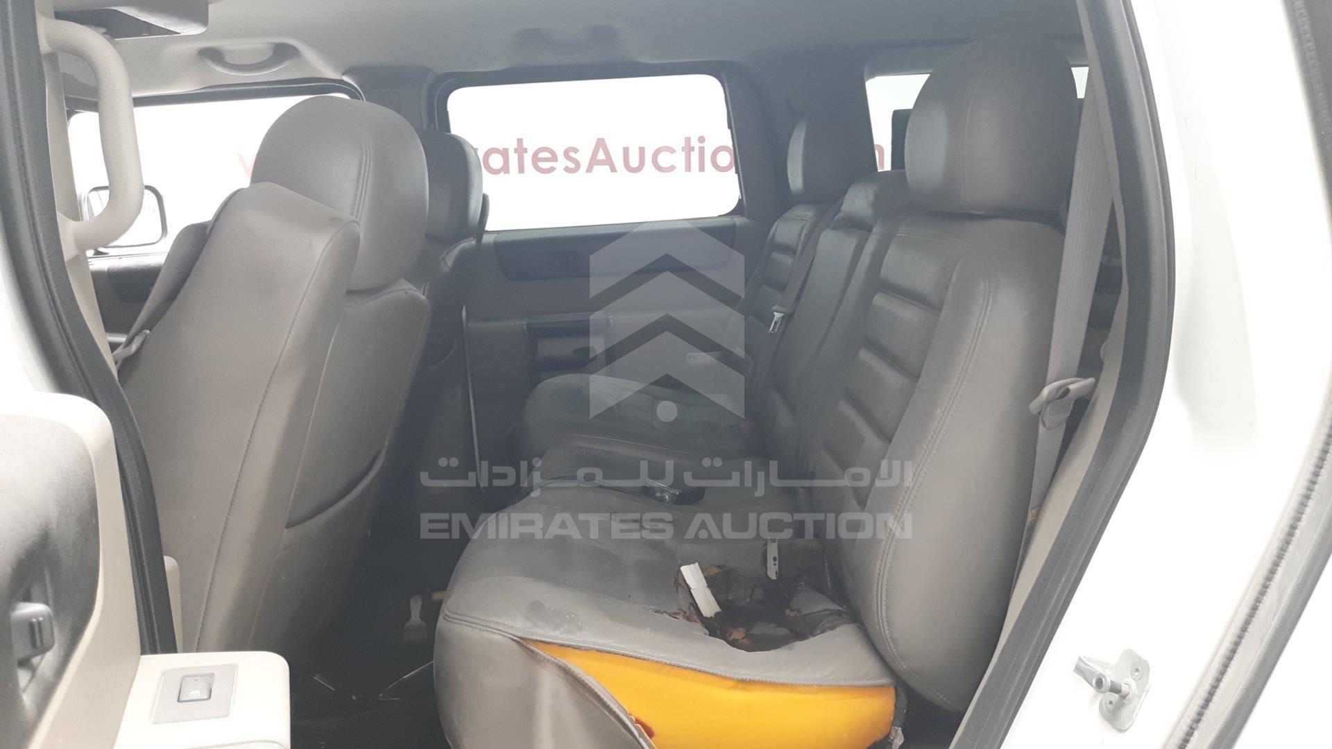 2004 HUMMER H2 VIN: 5GRGN23UX4H107251