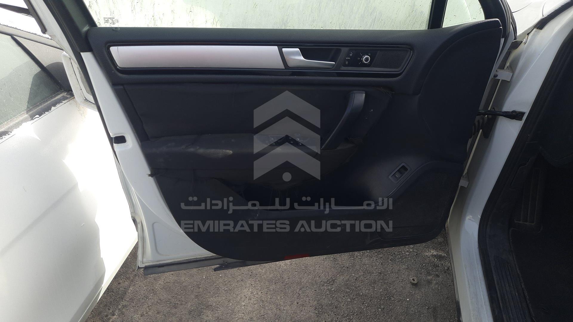 2013 VOLKSWAGEN TOUAREG VIN: WVGBC2BP3DD000252