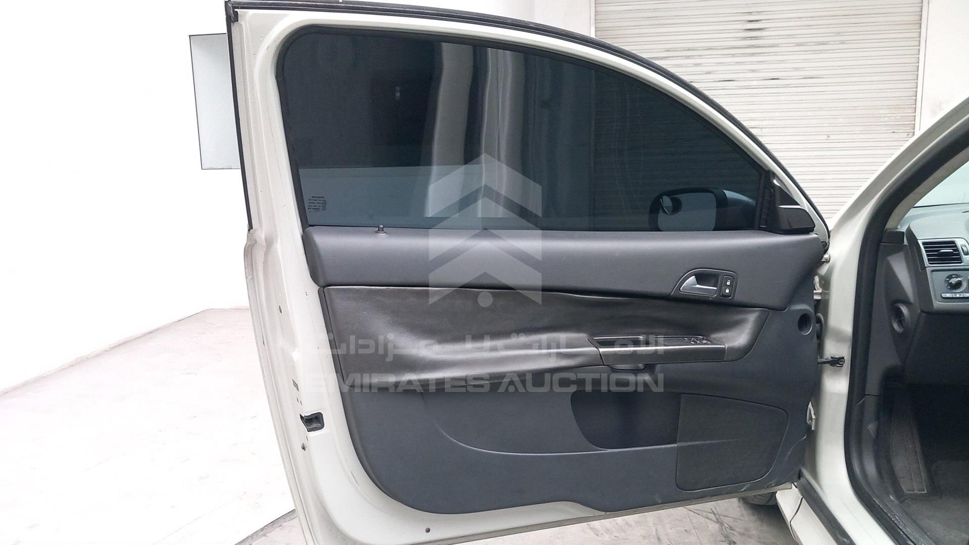 2012 VOLVO C-30 VIN: YV1675MK2C2282191