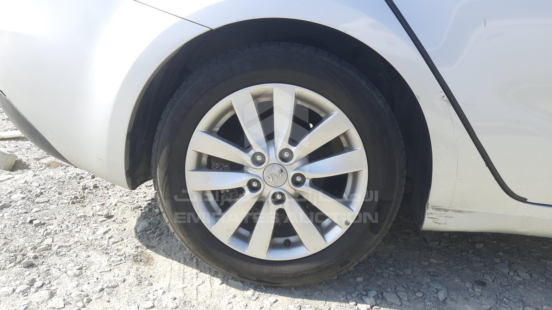 2016 KIA CERATO VIN: KNAFK4118G5418982