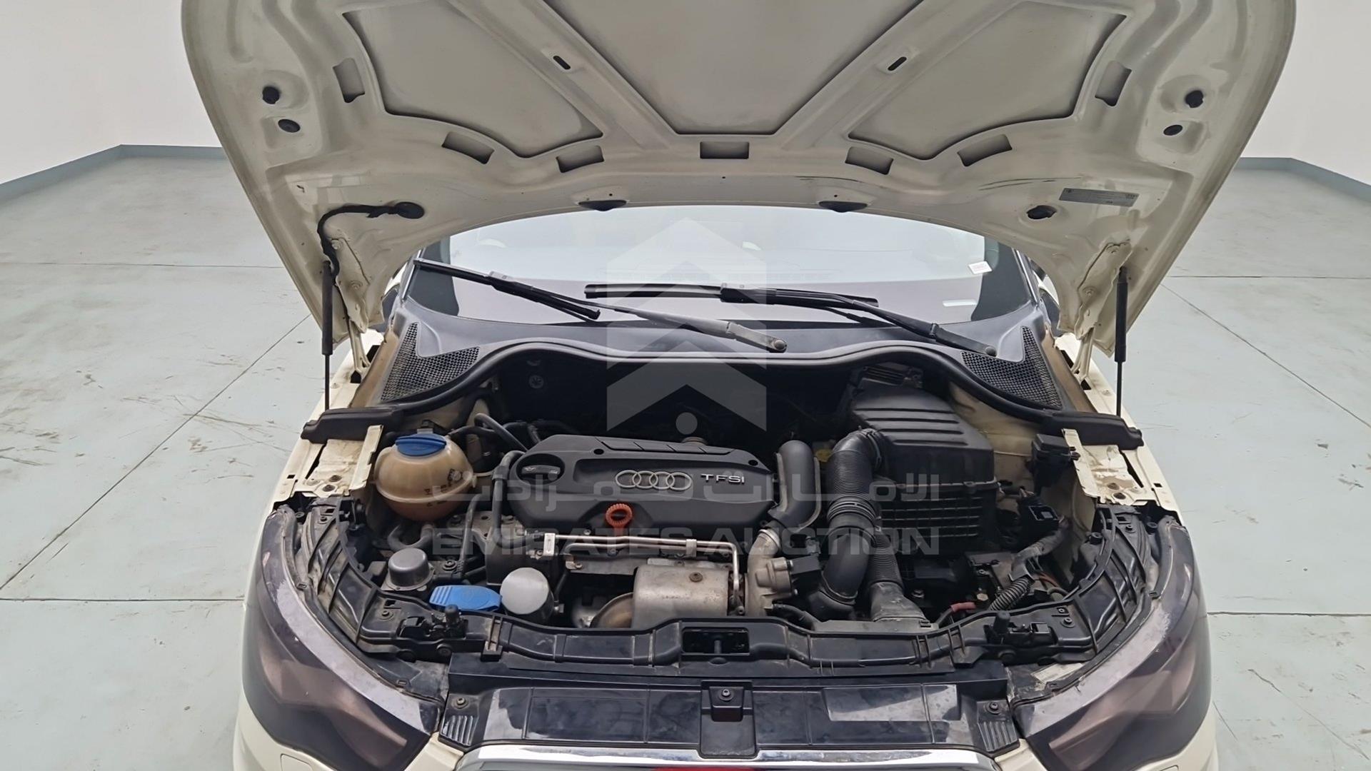 2011 AUDI A1 VIN: WAUAYA8X1BB069417