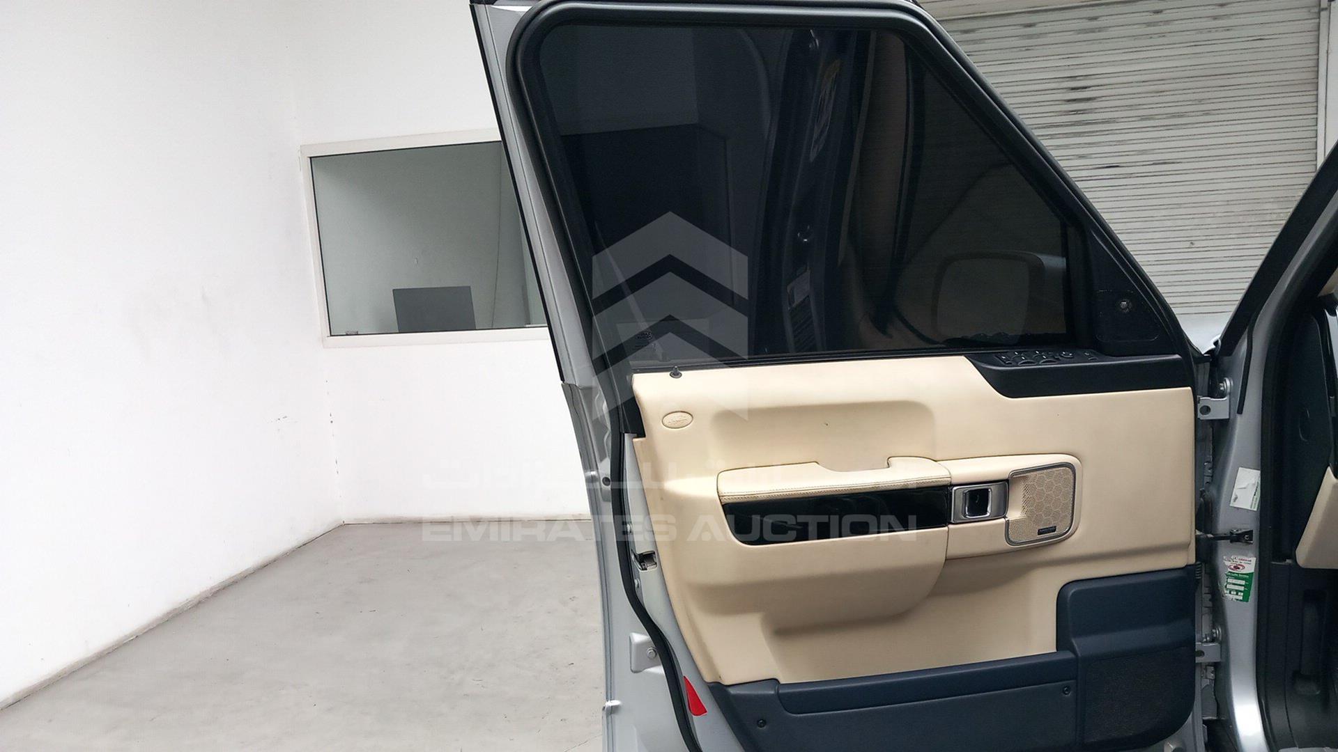 2010 RANGE ROVER VOGUE VIN: SALLMAME4AA319445