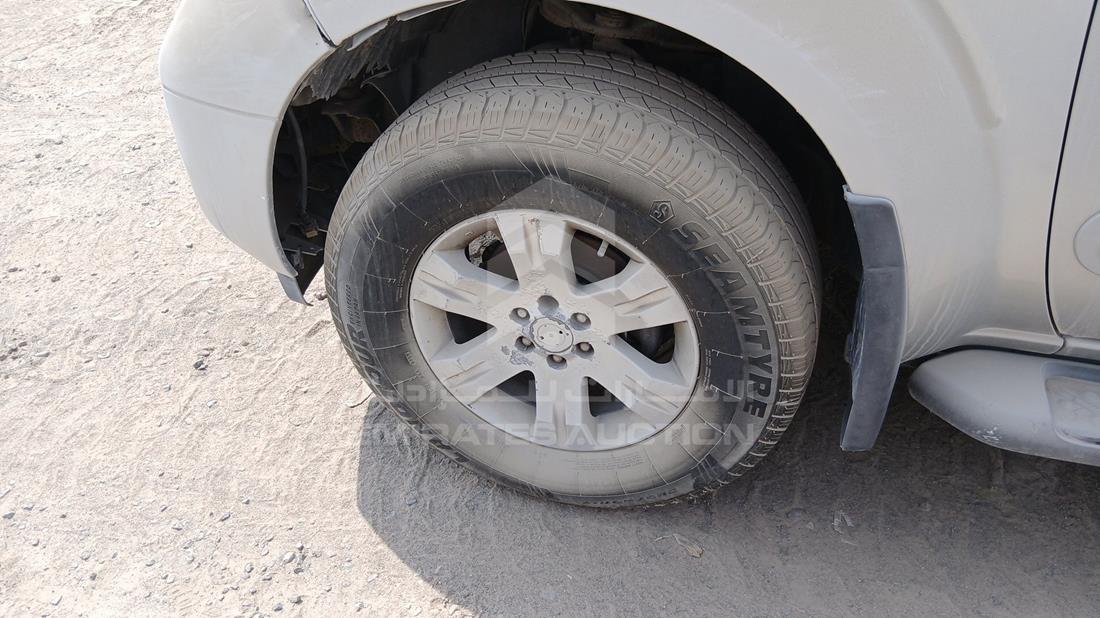نيسان باث فايندر 2006 — الإطار الأمامي الأيسر — صورة 33