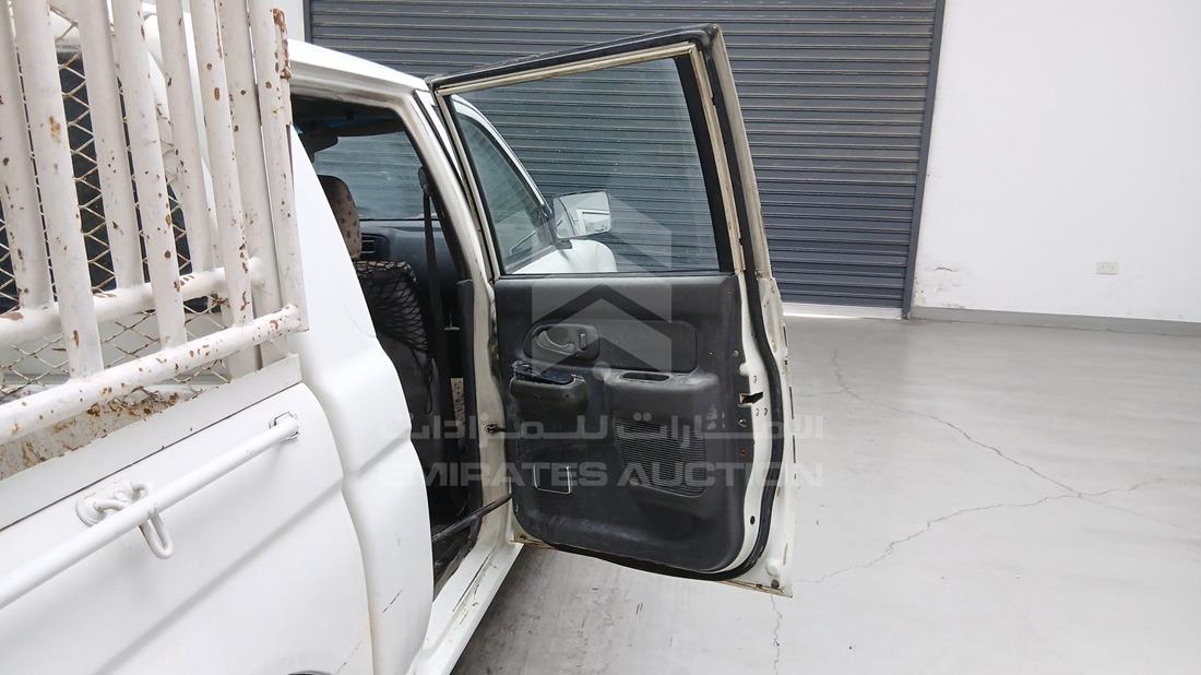 2003 Mitsubishi L 200 — Rear Right Door — Photo 25