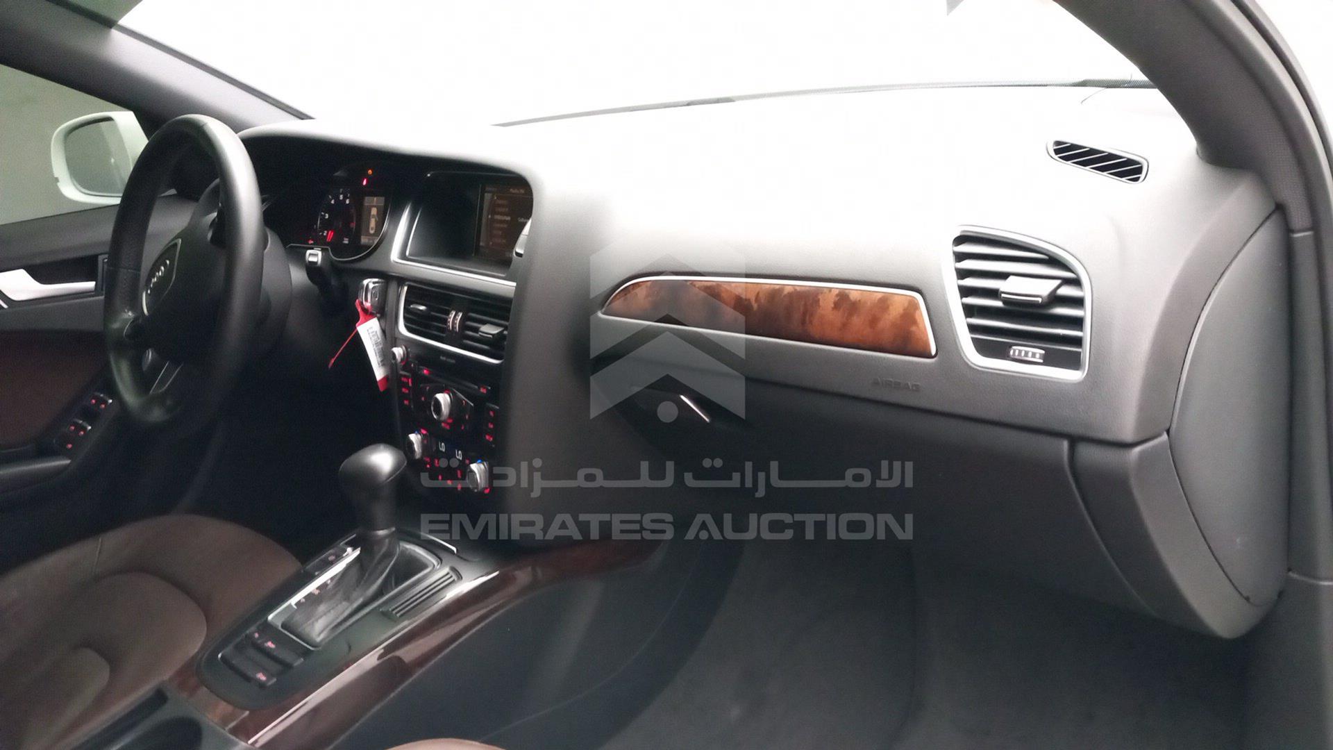 2014 AUDI A4 VIN: WAUACCFL5EN021061