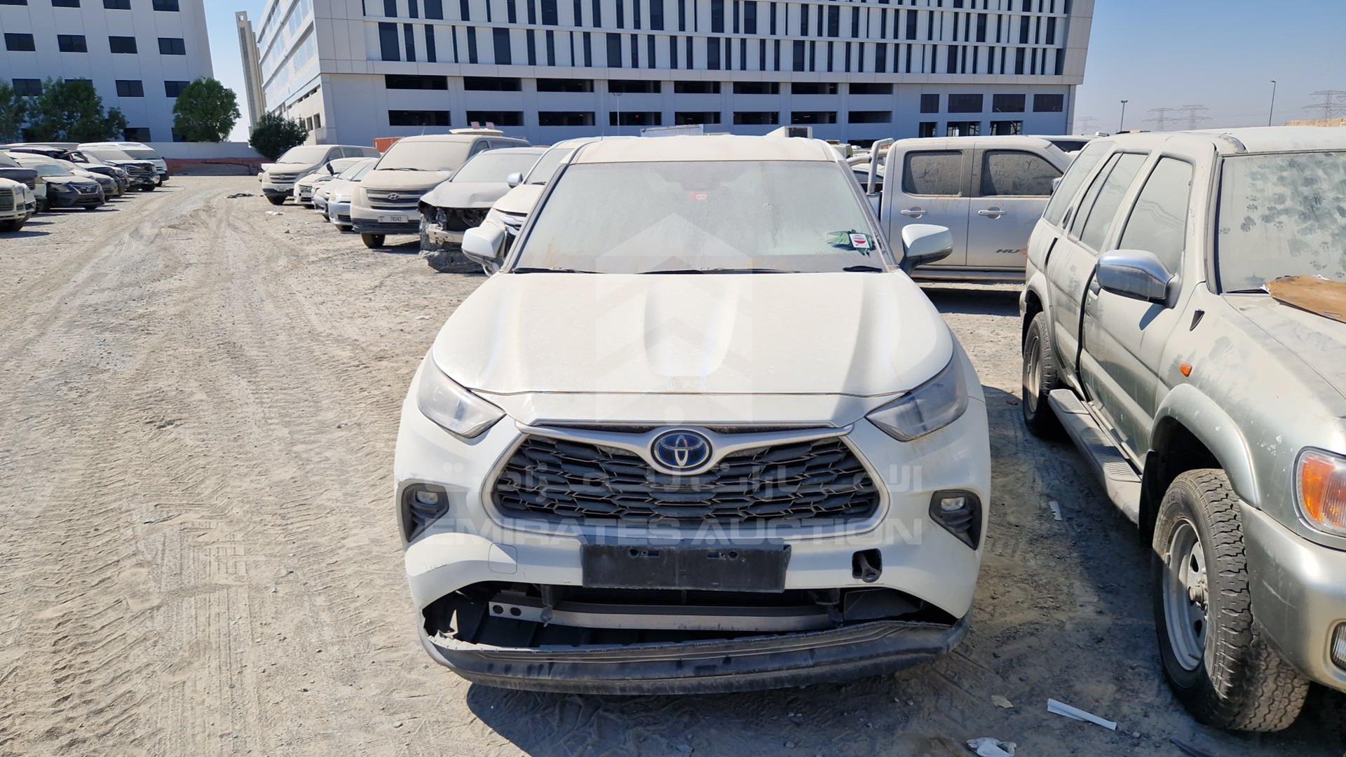 2022 TOYOTA HIGHLANDER VIN: 5TDLB3CH8NS090741