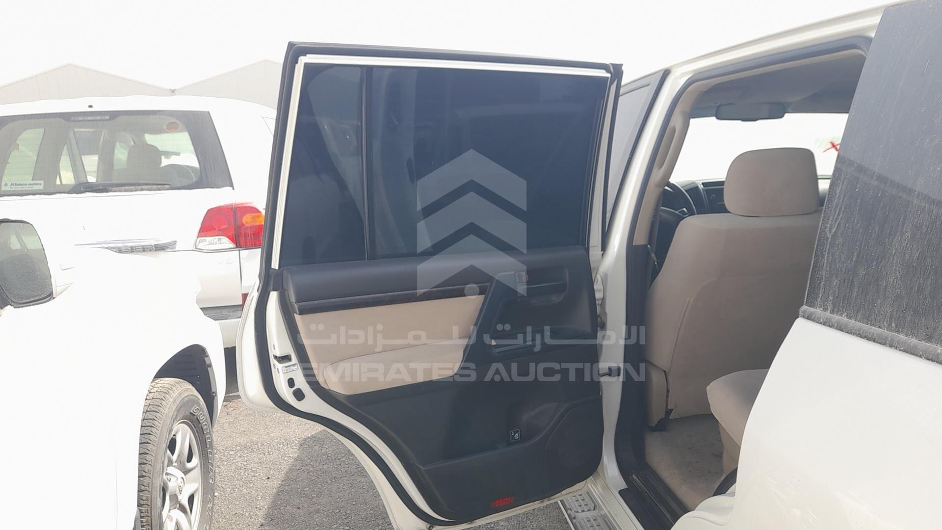 2010 TOYOTA LAND CRUISER VIN: JTMHU09JXA5037225