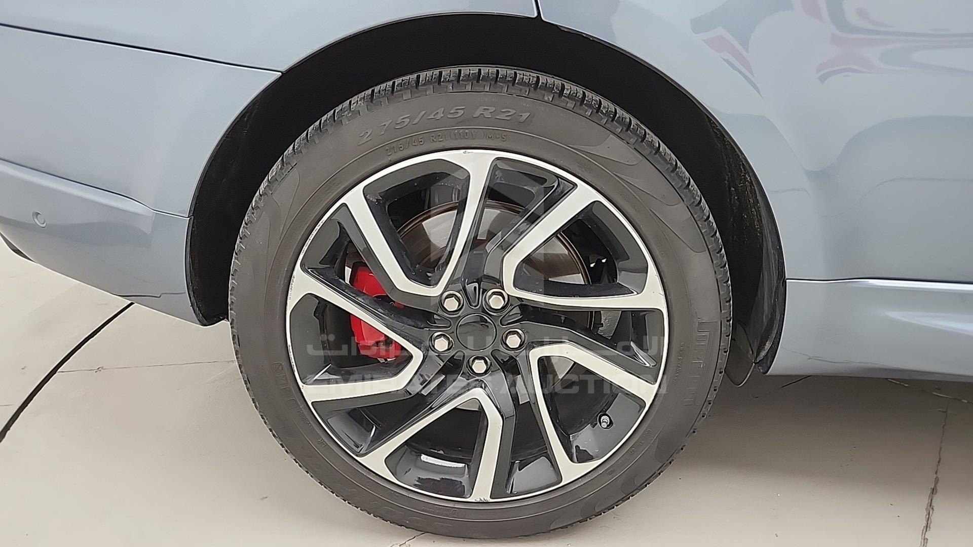 2018 RANGE ROVER SPORT VIN: SALWA2BE1JA185420